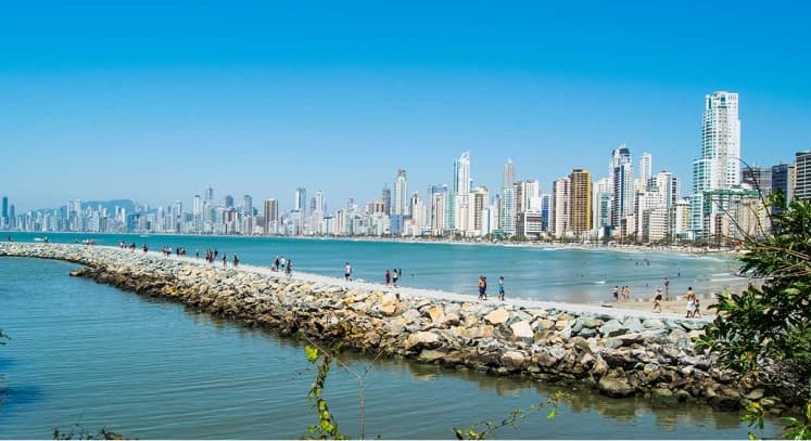 Garotas de Programa na Barra Norte em Balneário Camboriú: dicas para encontrar as melhores