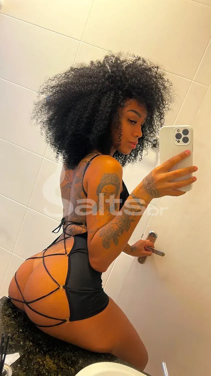 KIM OLIVER - galeria