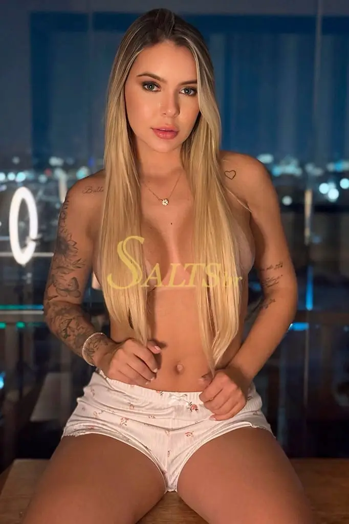 Acompanhantes em Recife - Flávia Barone