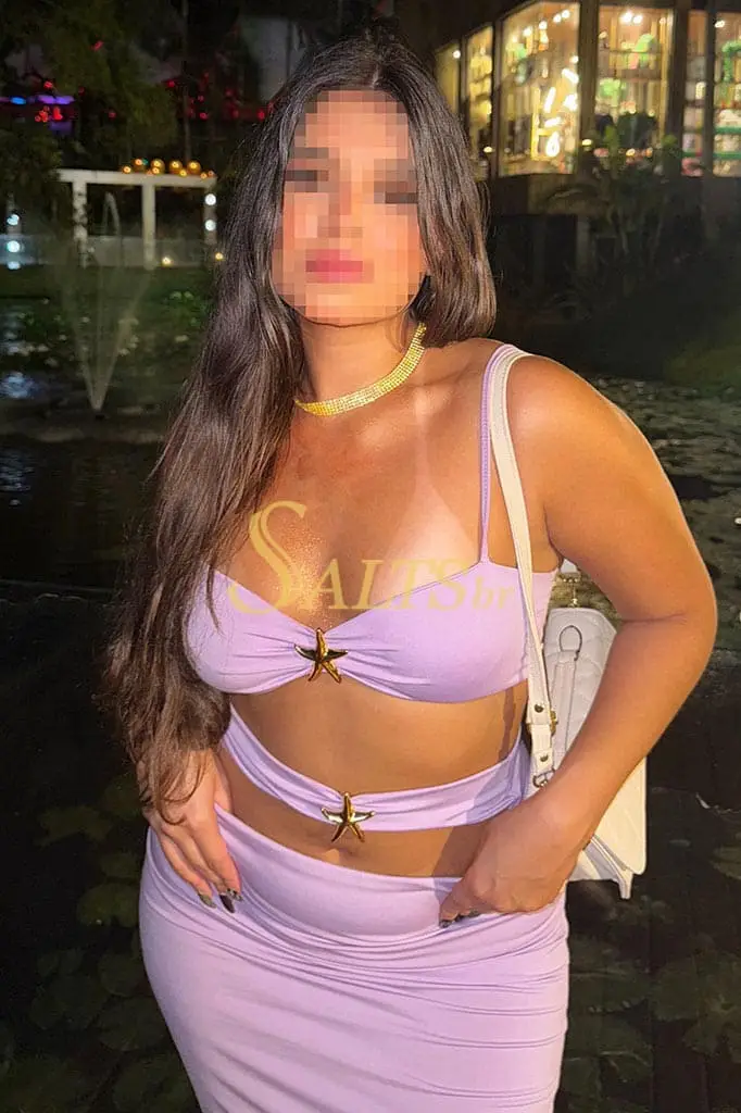 Acompanhantes em Floripa - Selena Mendes