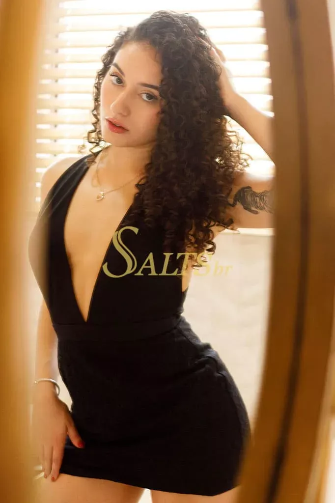 Acompanhantes em São Paulo - Júlia Castenari