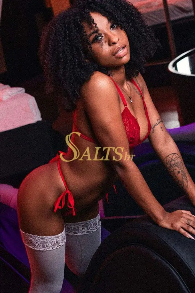 Garotas de programa em Porto Alegre - Jade Mignon